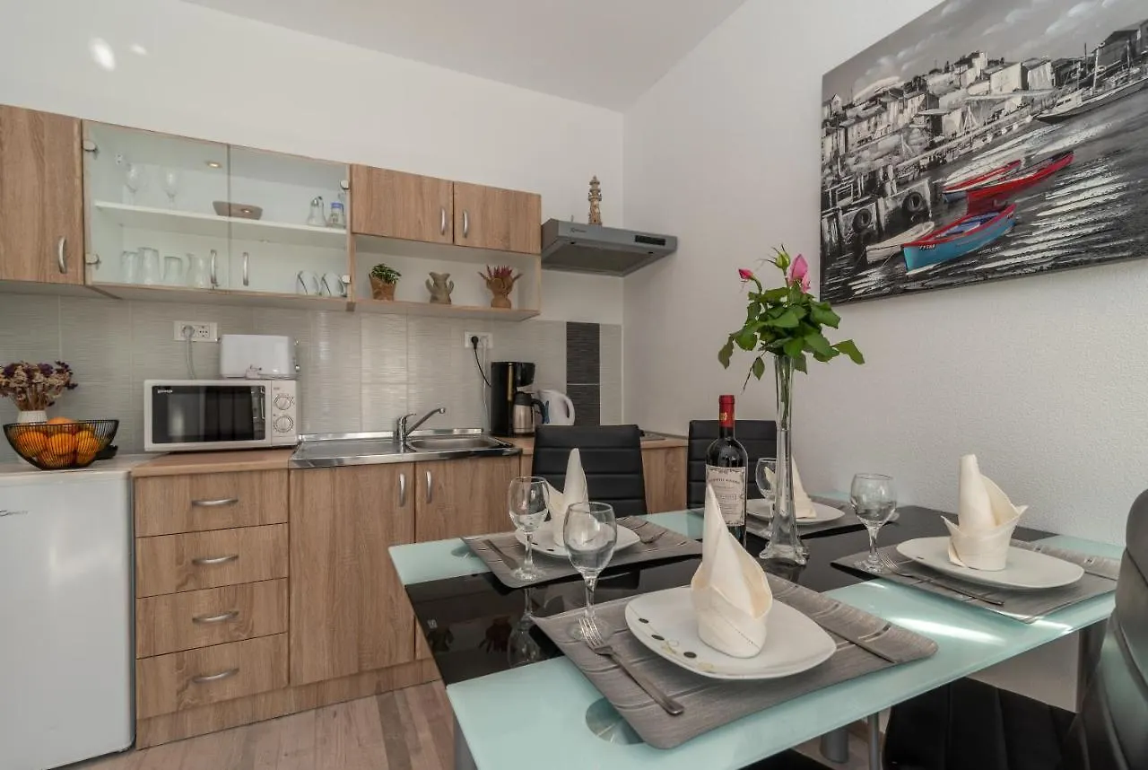 Apartments Bruna Trogir